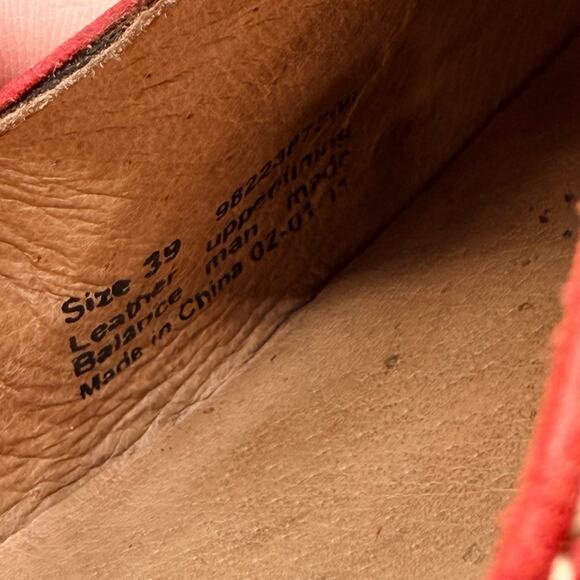 Dansko Red Leather Mary Jane Clog Heels Size 39 US 8.5–9 Floral Cutout Comfort - Picture 13 of 14